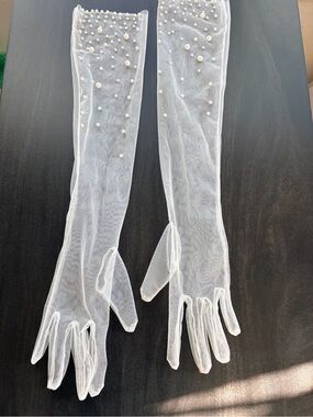 Sheer White Pearl-Embellished Gloves